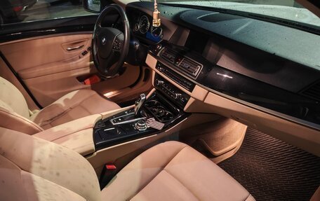 BMW 5 серия, 2013 год, 2 150 000 рублей, 8 фотография
