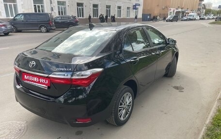 Toyota Corolla, 2018 год, 1 990 000 рублей, 4 фотография