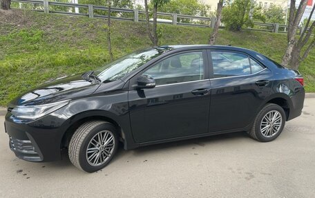 Toyota Corolla, 2018 год, 1 990 000 рублей, 8 фотография