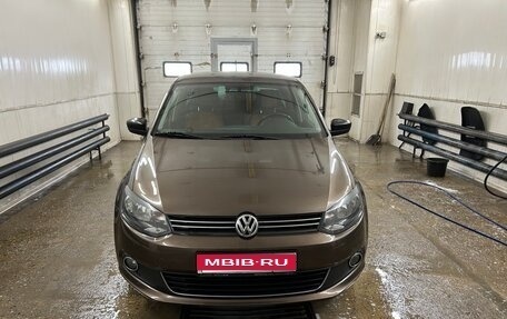 Volkswagen Polo VI (EU Market), 2014 год, 1 190 000 рублей, 1 фотография