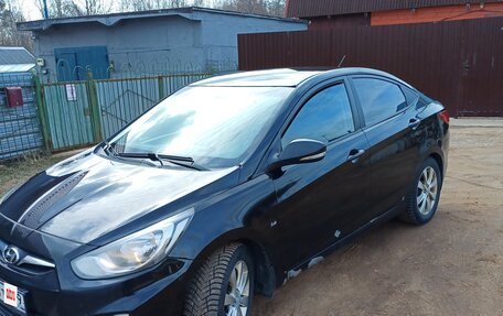Hyundai Solaris II рестайлинг, 2011 год, 610 000 рублей, 1 фотография