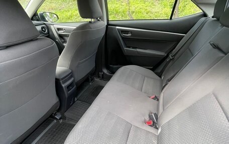 Toyota Corolla, 2018 год, 1 990 000 рублей, 12 фотография