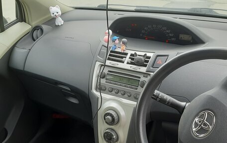 Toyota Vitz, 2005 год, 540 000 рублей, 1 фотография