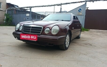 Mercedes-Benz E-Класс, 1996 год, 395 000 рублей, 8 фотография