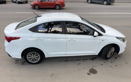 Hyundai Solaris II рестайлинг, 2019 год, 1 640 000 рублей, 2 фотография