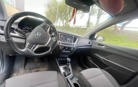 Hyundai Solaris II рестайлинг, 2019 год, 1 640 000 рублей, 8 фотография