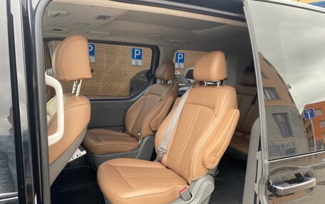 Hyundai Staria, 2022 год, 4 700 000 рублей, 7 фотография