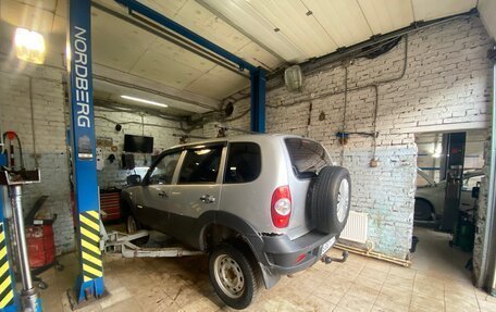 Chevrolet Niva I рестайлинг, 2012 год, 300 000 рублей, 26 фотография