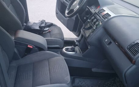 Volkswagen Touran III, 2007 год, 750 000 рублей, 15 фотография
