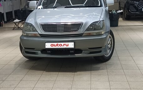 Toyota Harrier, 1998 год, 1 200 000 рублей, 2 фотография