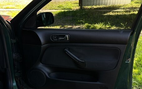 Volkswagen Golf IV, 1998 год, 380 000 рублей, 10 фотография