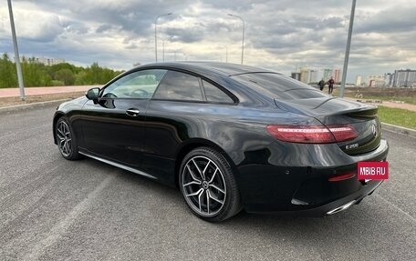 Mercedes-Benz E-Класс, 2020 год, 6 200 000 рублей, 5 фотография