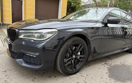 BMW 7 серия, 2017 год, 2 800 000 рублей, 5 фотография
