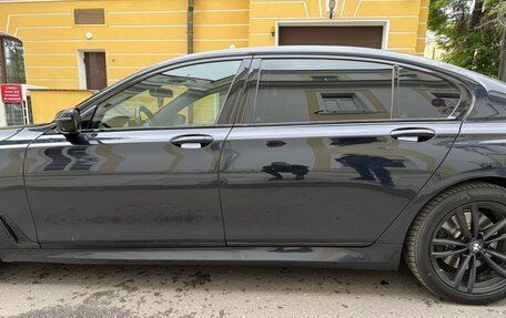 BMW 7 серия, 2017 год, 2 800 000 рублей, 4 фотография
