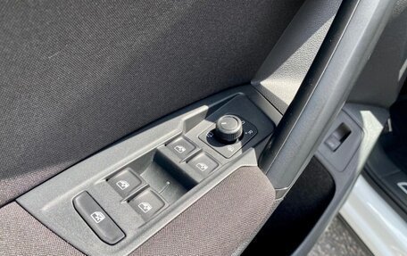 Volkswagen Tiguan II, 2018 год, 2 210 000 рублей, 14 фотография