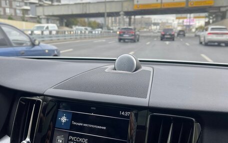 Volvo XC60 II, 2018 год, 3 500 000 рублей, 2 фотография