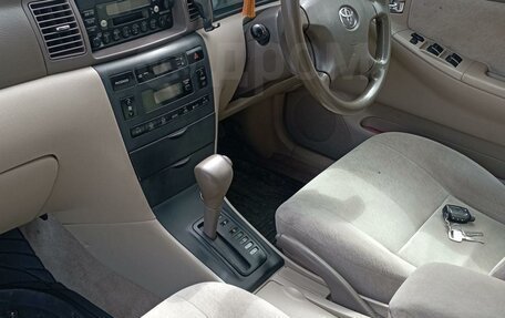 Toyota Corolla, 2001 год, 680 000 рублей, 5 фотография