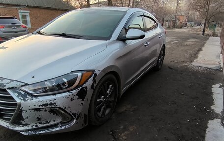 Hyundai Elantra VI рестайлинг, 2018 год, 1 200 000 рублей, 9 фотография