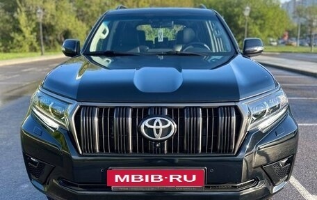 Toyota Land Cruiser Prado 150 рестайлинг 2, 2020 год, 6 300 000 рублей, 5 фотография