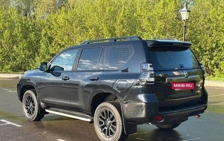 Toyota Land Cruiser Prado 150 рестайлинг 2, 2020 год, 6 300 000 рублей, 2 фотография