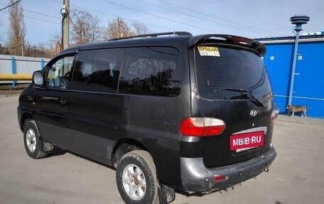 Hyundai Starex I рестайлинг, 2002 год, 680 000 рублей, 3 фотография