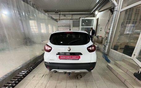 Renault Kaptur I рестайлинг, 2016 год, 849 000 рублей, 2 фотография