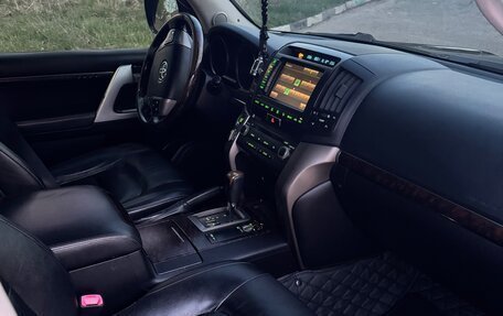Toyota Land Cruiser 200, 2011 год, 3 450 000 рублей, 20 фотография