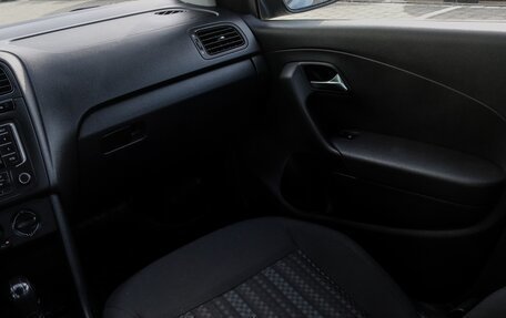 Volkswagen Polo VI (EU Market), 2017 год, 895 000 рублей, 14 фотография