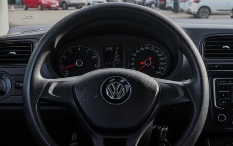 Volkswagen Polo VI (EU Market), 2017 год, 895 000 рублей, 10 фотография