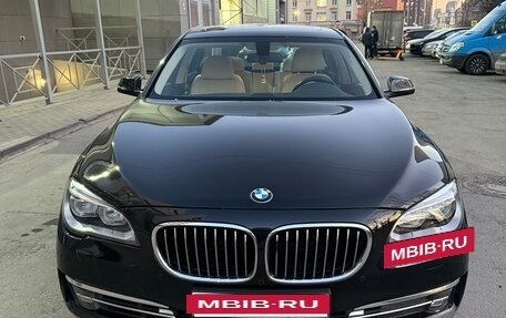 BMW 7 серия, 2014 год, 2 650 000 рублей, 4 фотография