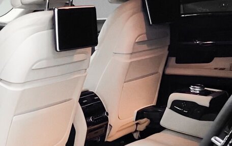 BMW 7 серия, 2014 год, 2 650 000 рублей, 13 фотография