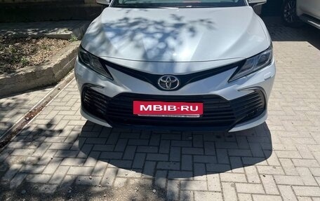 Toyota Camry, 2021 год, 3 200 000 рублей, 3 фотография