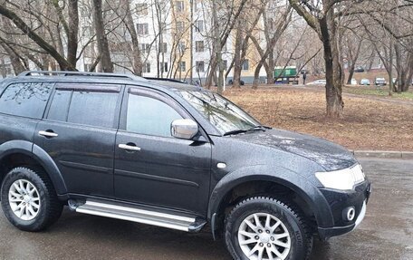 Mitsubishi Pajero Sport II рестайлинг, 2013 год, 1 570 000 рублей, 2 фотография