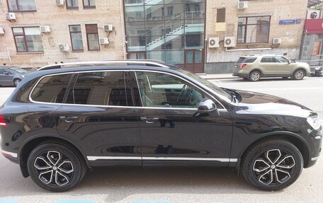Volkswagen Touareg III, 2015 год, 4 350 000 рублей, 5 фотография