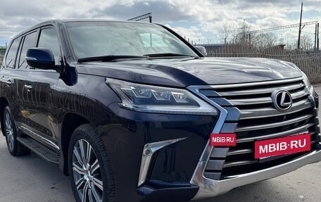 Lexus LX III, 2017 год, 7 900 000 рублей, 2 фотография