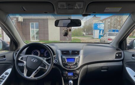 Hyundai Solaris II рестайлинг, 2011 год, 940 000 рублей, 6 фотография