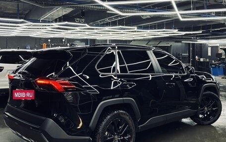 Toyota RAV4, 2021 год, 4 453 000 рублей, 4 фотография
