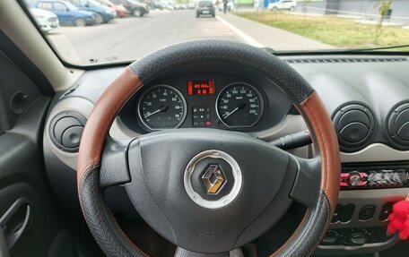 Renault Sandero I, 2012 год, 750 000 рублей, 9 фотография