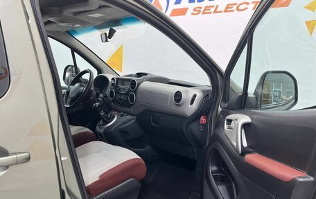 Citroen Berlingo II рестайлинг, 2010 год, 700 000 рублей, 24 фотография