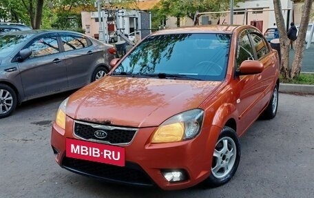 KIA Rio II, 2010 год, 650 000 рублей, 2 фотография