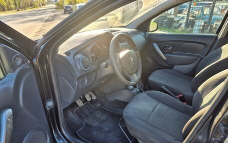 Renault Logan II, 2015 год, 620 000 рублей, 10 фотография