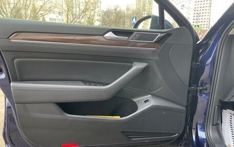 Volkswagen Passat B8 рестайлинг, 2018 год, 2 150 000 рублей, 12 фотография
