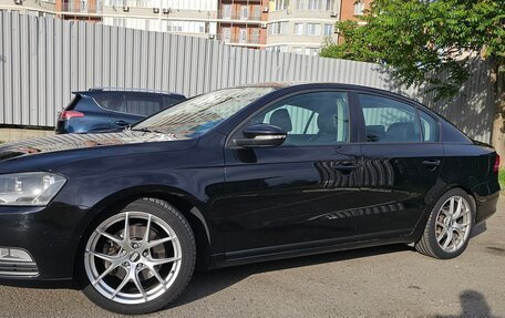 Volkswagen Passat B7, 2011 год, 1 300 000 рублей, 1 фотография
