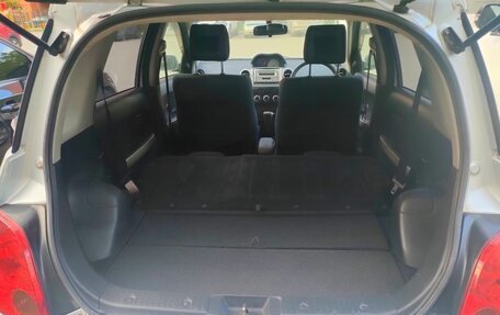Toyota Ist II, 2004 год, 550 000 рублей, 11 фотография