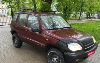 Chevrolet Niva I рестайлинг, 2004 год, 270 000 рублей, 1 фотография