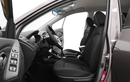 Hyundai ix35 I рестайлинг, 2015 год, 1 370 000 рублей, 15 фотография