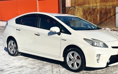 Toyota Prius, 2013 год, 1 215 000 рублей, 1 фотография