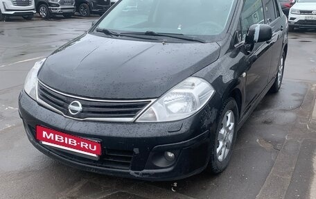 Nissan Tiida, 2010 год, 850 000 рублей, 2 фотография