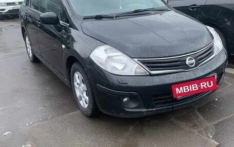 Nissan Tiida, 2010 год, 850 000 рублей, 3 фотография