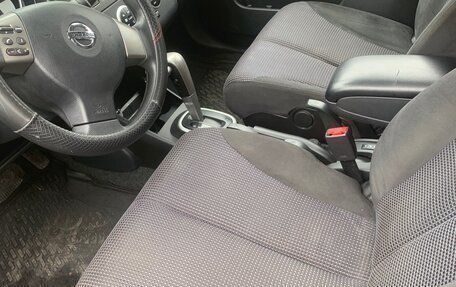 Nissan Tiida, 2010 год, 850 000 рублей, 7 фотография
